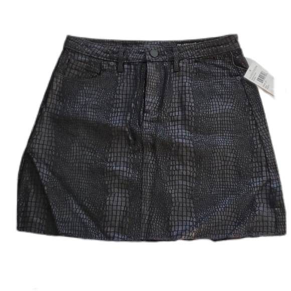 BLANKNYC denim metallic snake print raw hem mini skirt - Picture 1 of 10